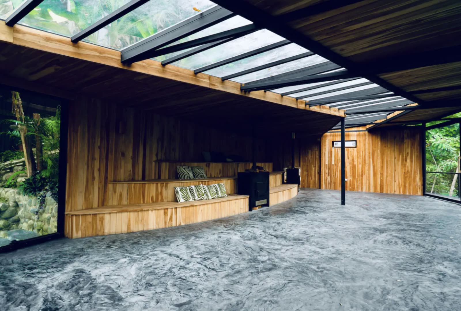 The glass-roofed shala